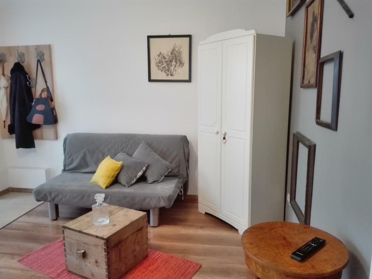 Cozy Republicii Apartment Brasov Ngoại thất bức ảnh